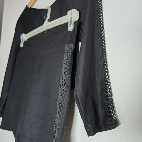 2 Pieces Outfit Victorias Secret VS Sport Black Crop Top Shorts Size M 170/96A - Picture 5 of 16